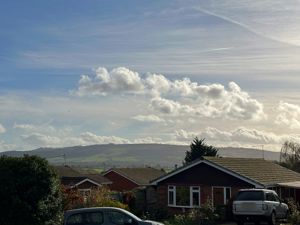 Views to Bredon - click for photo gallery